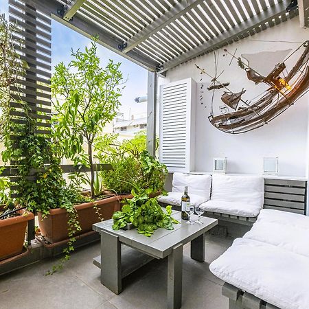 Hidesign Athens Tube Luxury Apt In Kolonaki Exterior photo