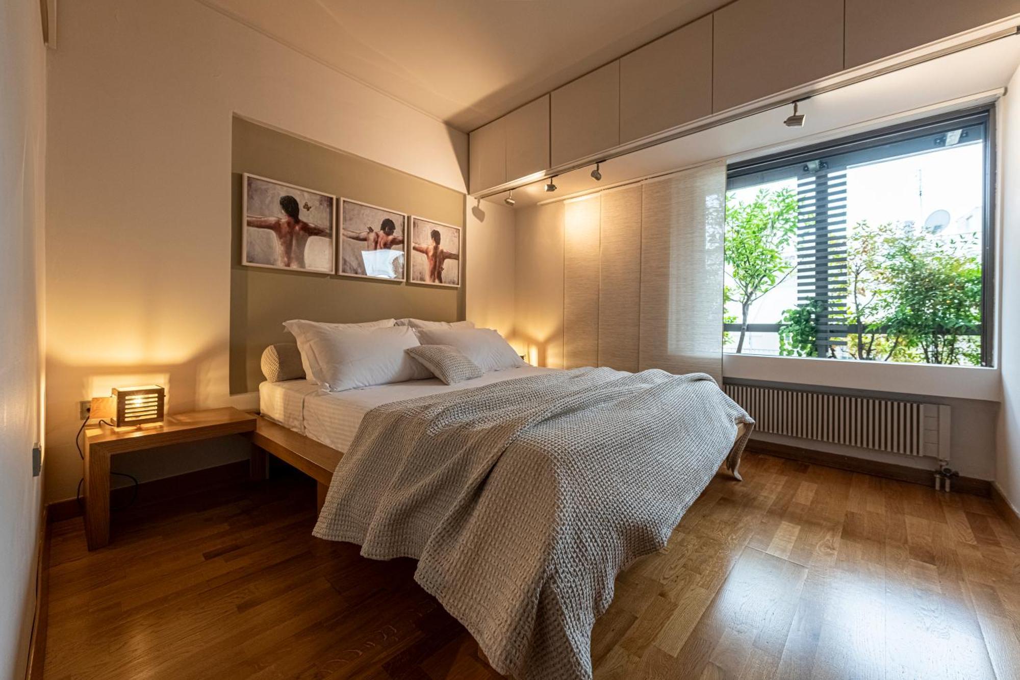 Hidesign Athens Tube Luxury Apt In Kolonaki Exterior photo
